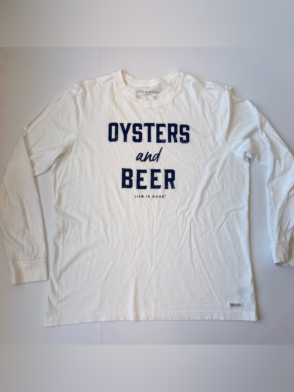 Life Is Good White Long Sleeve 'Oysters and Beer' Graphic Tee Large